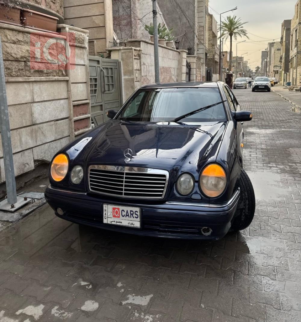 مرسيدس بنز E-Class